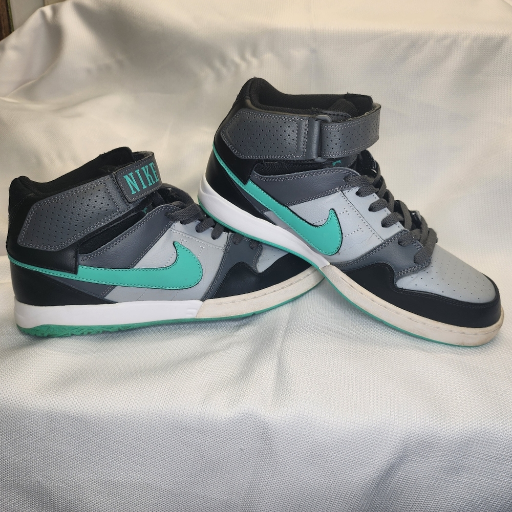 NIKE  ZOOM Air  Backetball Shoes/ Turquoise Green  407360-025 High Top